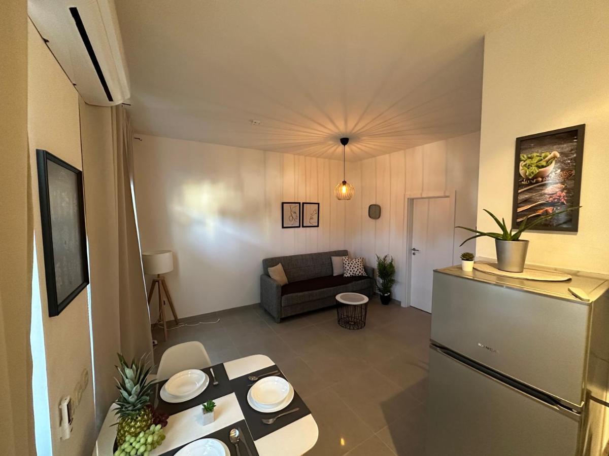 Apartman Diana マリ・ロシニュ エクステリア 写真